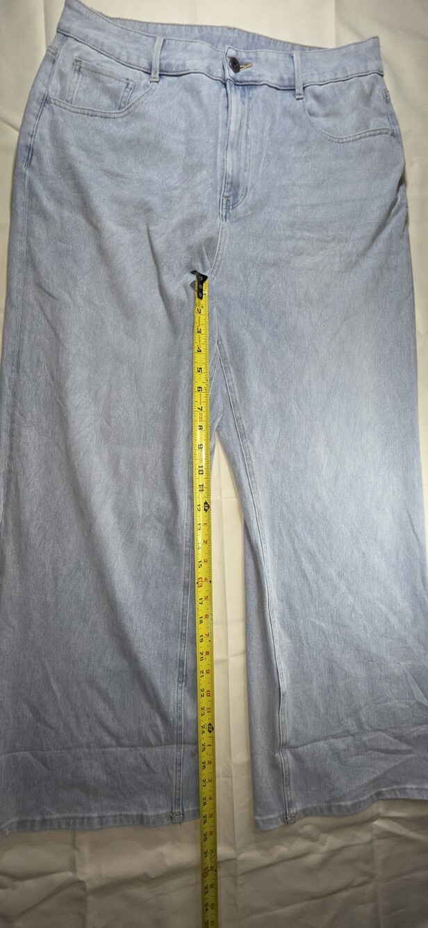 Halara Women's Denim Jeans Size Xl Light Blue Stretch Wide Leg Sku 0249